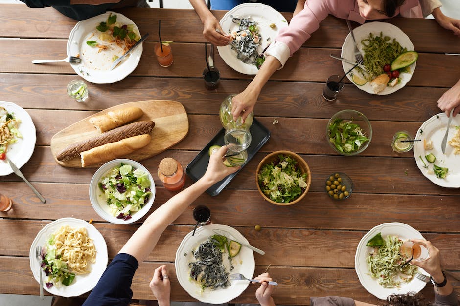 Gemüse-Rezept mit Erbsen: Zucchini, Möhren und Kartoffeln